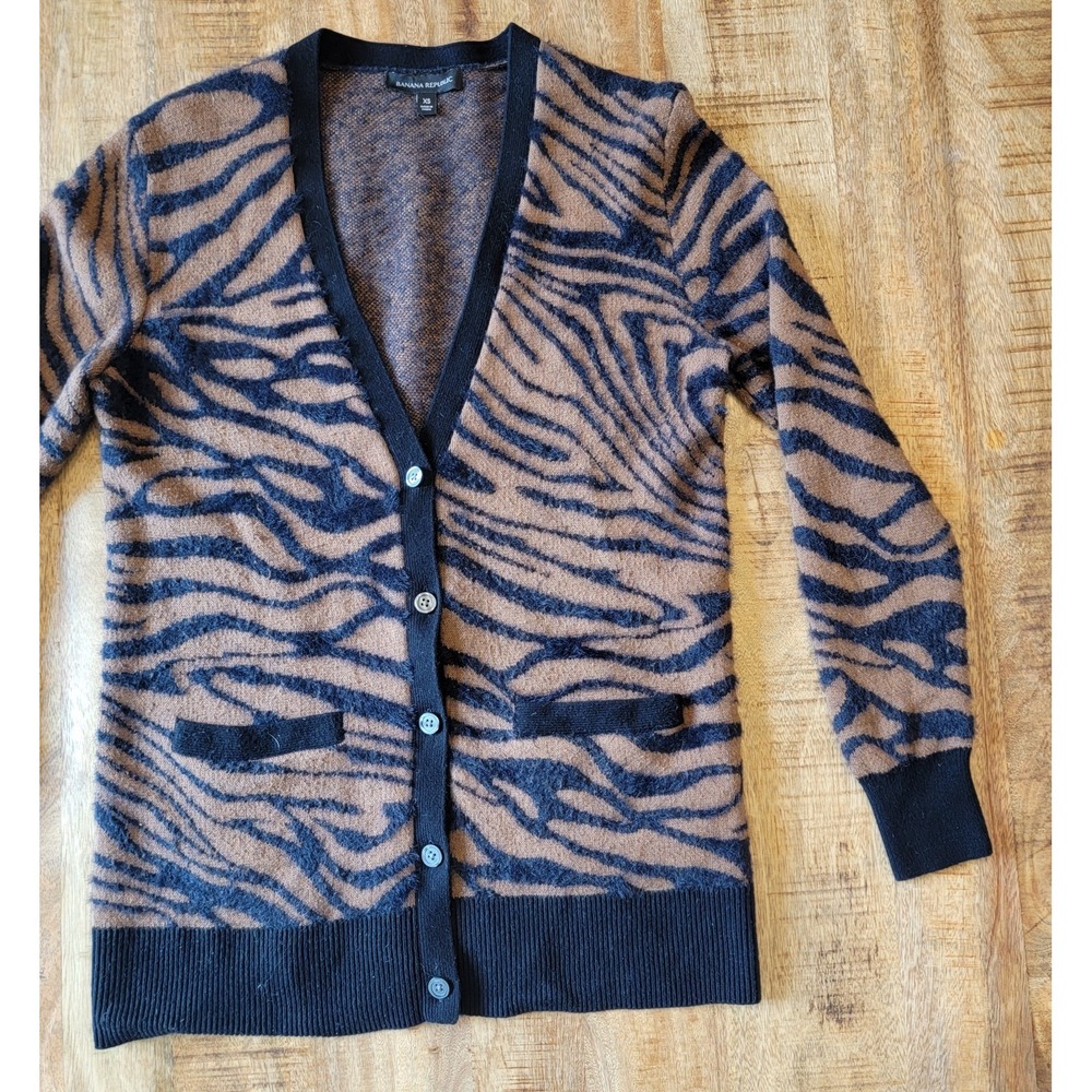 Banana Republic Zebra Animal Print Black Brown Cardigan Sweater V Neck Size XS - Picture 2 of 12